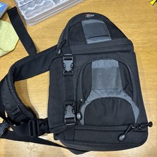 Lowepro Slingshot 100 AW