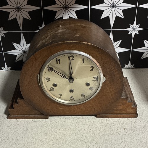 Vintage wooden mantel clock - vintage,
