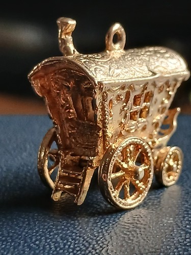 9ct yellow gold - 9ct,