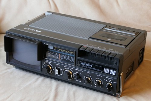 Vintage bush portable - bush, /