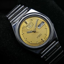 Vintage 1981 Seiko 5 Automatic