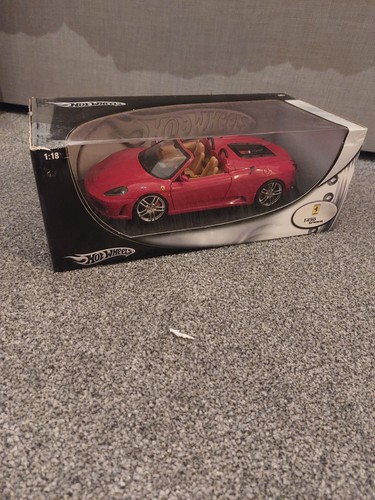 Hot wheels scale diecast - hot,
