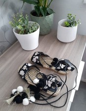 Black River Island, Ladies