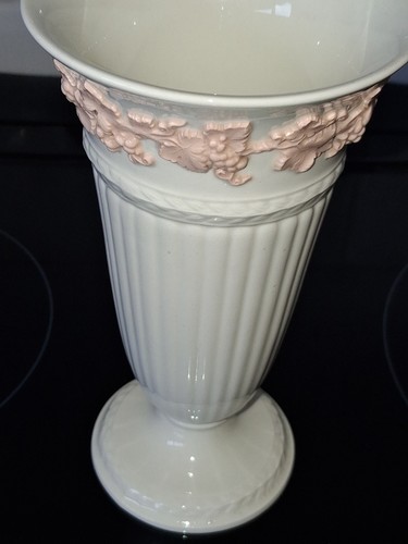 Wedgwood pink cream - pink,