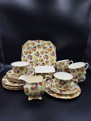 Vintage 1950s royal - vintage,