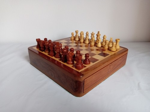 Magnetic wooden travel chess - magnetic,