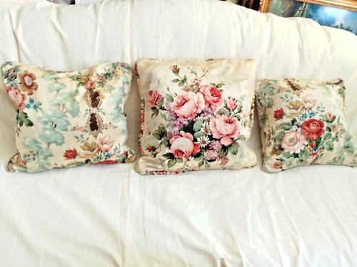 Vintage sanderson cushion - 3,