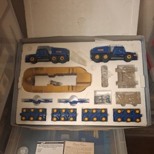 Corgi 18002 Scammell