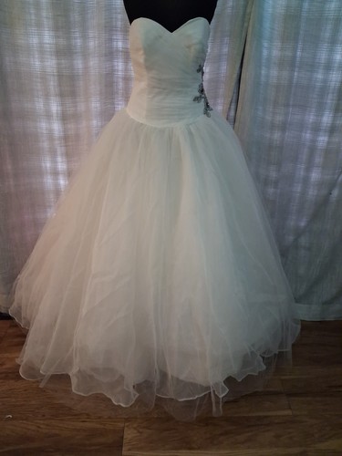 Wedding dress size - 12, ivory