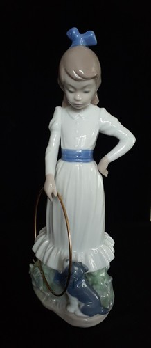 Lladro nao tall - nao, w/hoop
