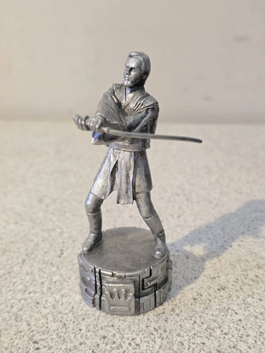 Star wars chess piece - star,
