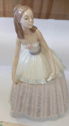 Lladro waiting dance - to,