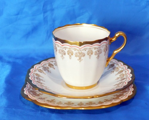 Royal stafford gilt bone china - stafford,