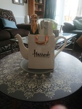 Harrods knightsbridge teapot