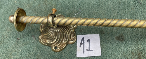 59cm cast brass tee towel - tee,