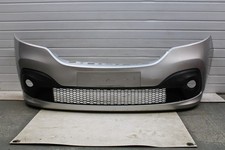 RENAULT TRAFIC BUSINESS FRONT