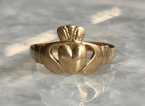 Vintage 9ct rose - gold, claddagh