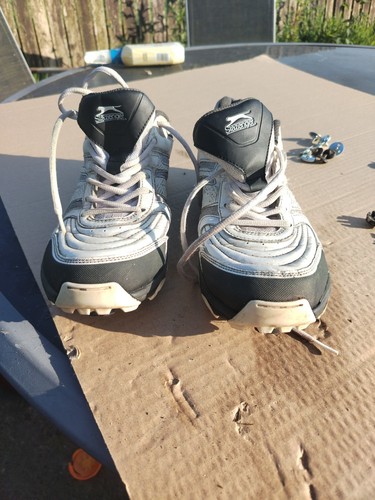 Slazenger prem cricket spikes - cricket,