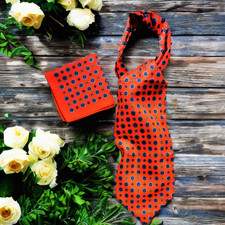 Cravat and Pocket Square Set -