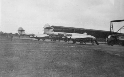 Gloster meteor aviation - gloster,