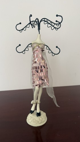 Mannequin shaped desktop - shaped,