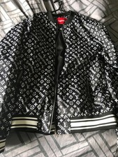 Supreme Louis Vuitton Paris