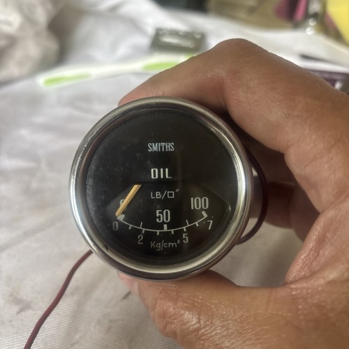 Vintage smiths 100 oil - smiths, lb