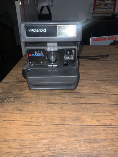 Polaroid 636 close instant - polaroid,
