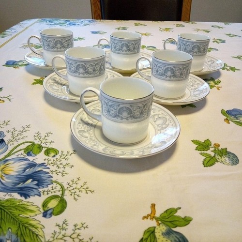 Wedgwood dolphins white - wedgwood,