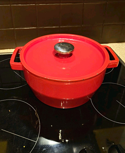 Pyrex cast iron enamel - iron,