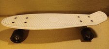 Penny board style skateboard