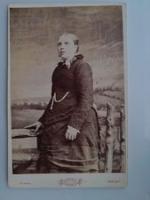 CABINET CARD: Woman Fashion: T