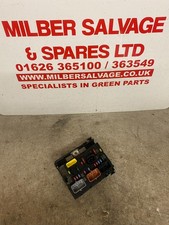 CITROEN PEUGEOT 966108780 ENGINE BAY SIEMENS BSI UNIT FUSE BOX