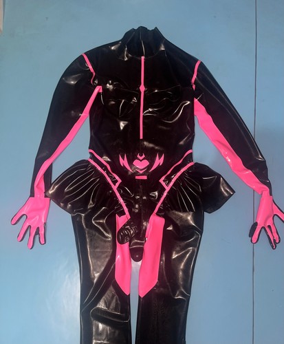 Latex cup catsuit bodysuit - 3d,