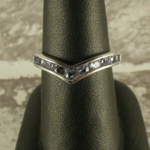 One carat round cut - one, of