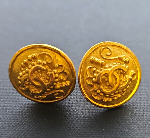 Chanel vintage gold tone - chanel, clip