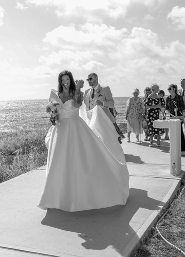 Pronovias wedding dress - pronovias,