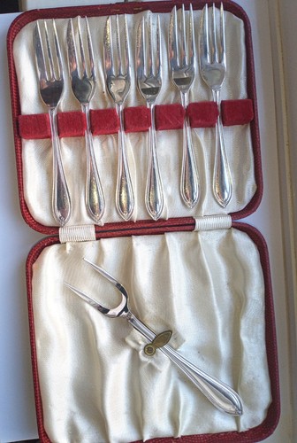 Vintage boxed set ryals - boxed,