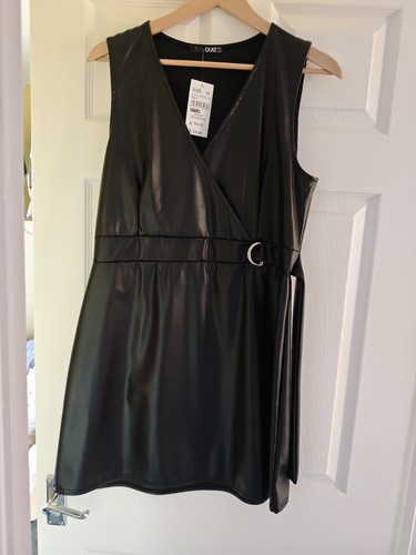 Black pinefold dress size - size, 14