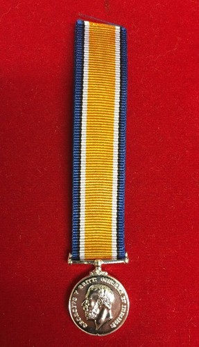 Miniature ww1 war medal - ww1,