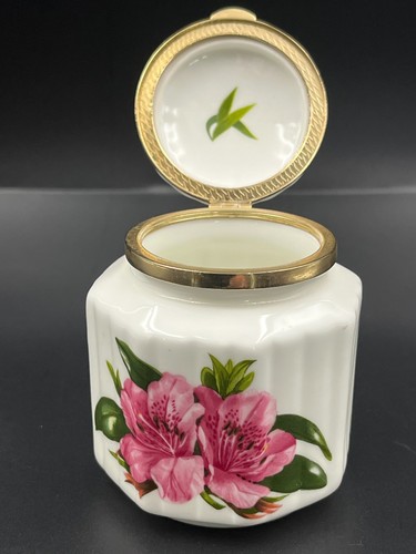 Aynsley chelsea flowers - chelsea,