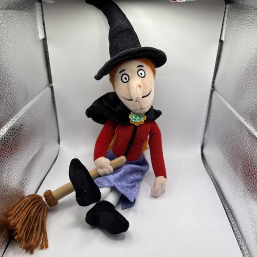 Room the broom witch cuddly - the,