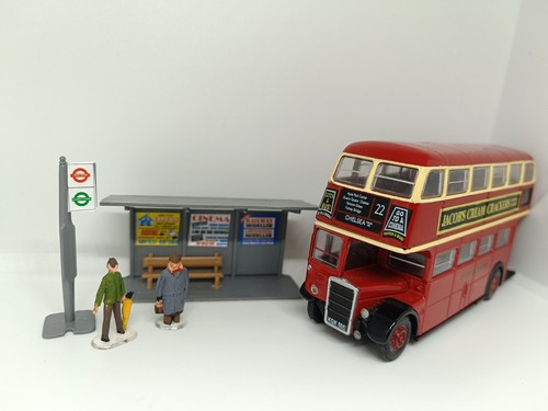Bus shelter figures - &, for