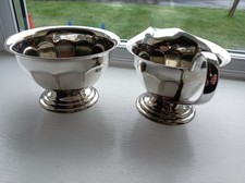 Super matching Art Deco style