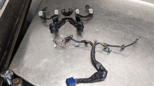 Suzuki gsf1200 clocks bracket - gsf1200,