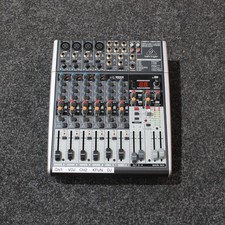 Behringer XENYX X1204USB 8