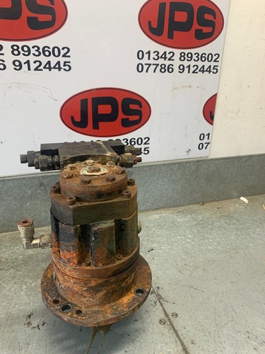 Slew motor jcb 801 - motor,