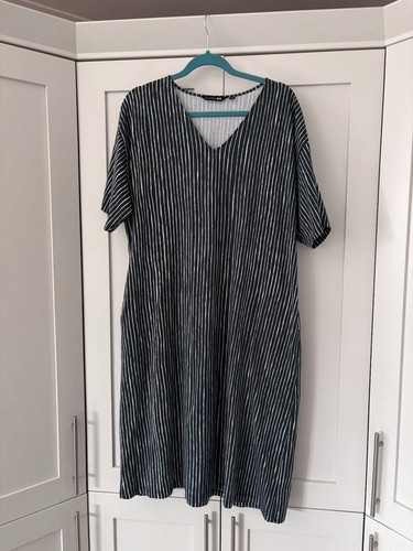 Marimekko uniqlo dark - uniqlo,
