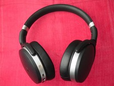 Sennheiser HD450 Bluetooth headphones