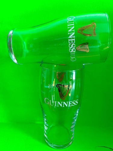 Guinness branded pint glasses - branded,